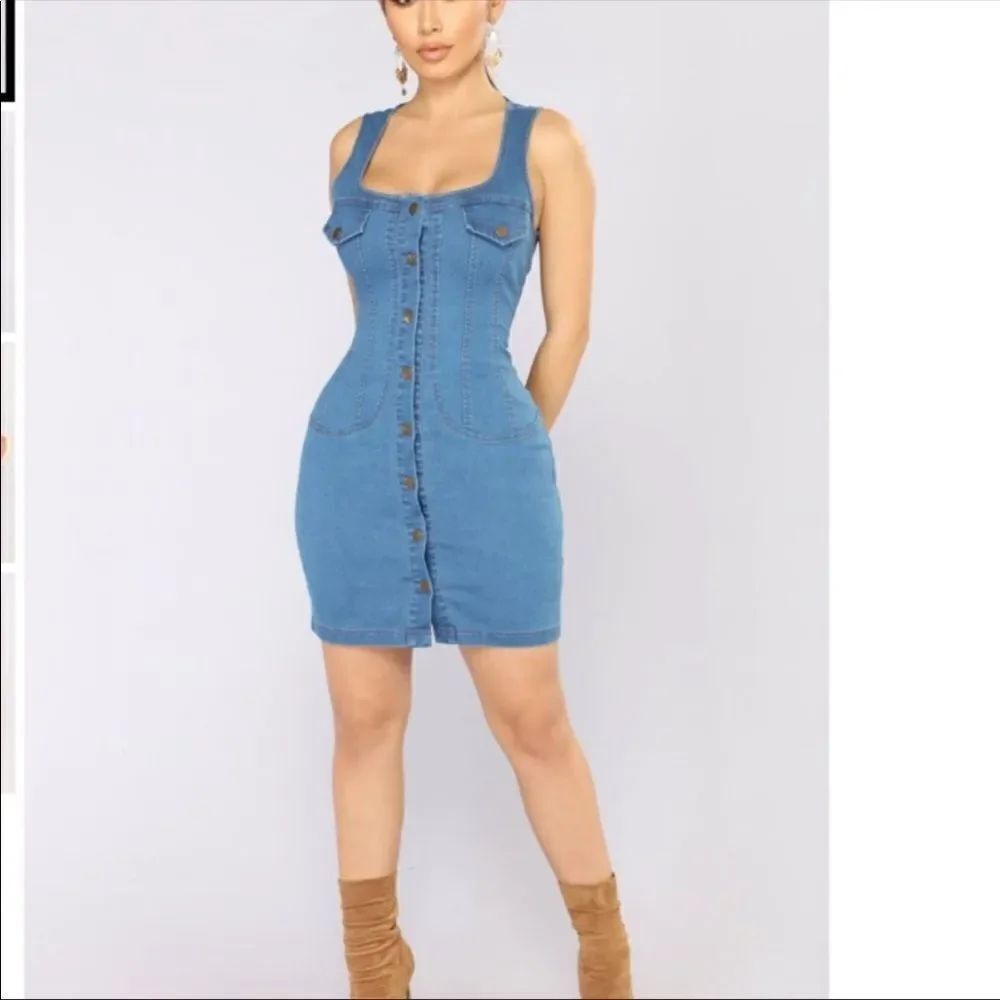 ✨Denim Sleeveless Button Down Mini Dress✨